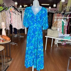 Elegant Blue Patterned Dress